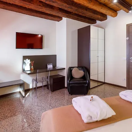 Gæstehus La Bella Wine Verona