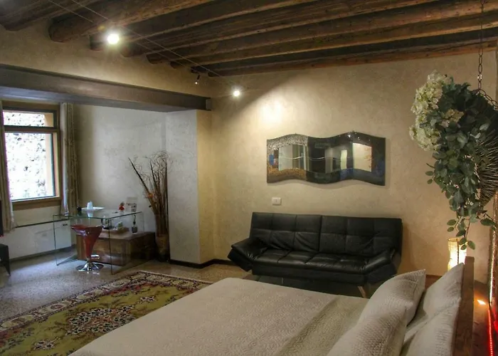 La Bella Wine 4*