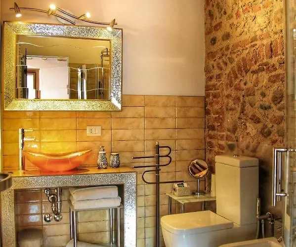 La Bella Wine Guest house 4*