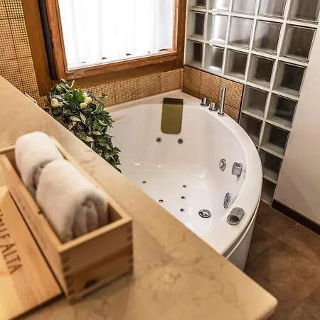 招待所 La Bella Wine