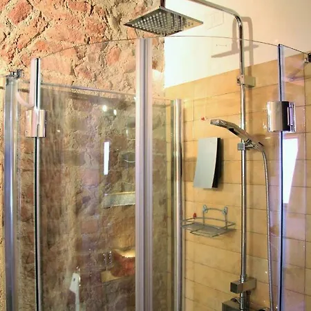 La Bella Wine 招待所 4*