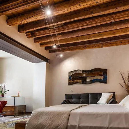 La Bella Wine Konukevi