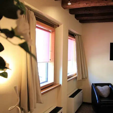 La Bella Wine Konukevi Verona